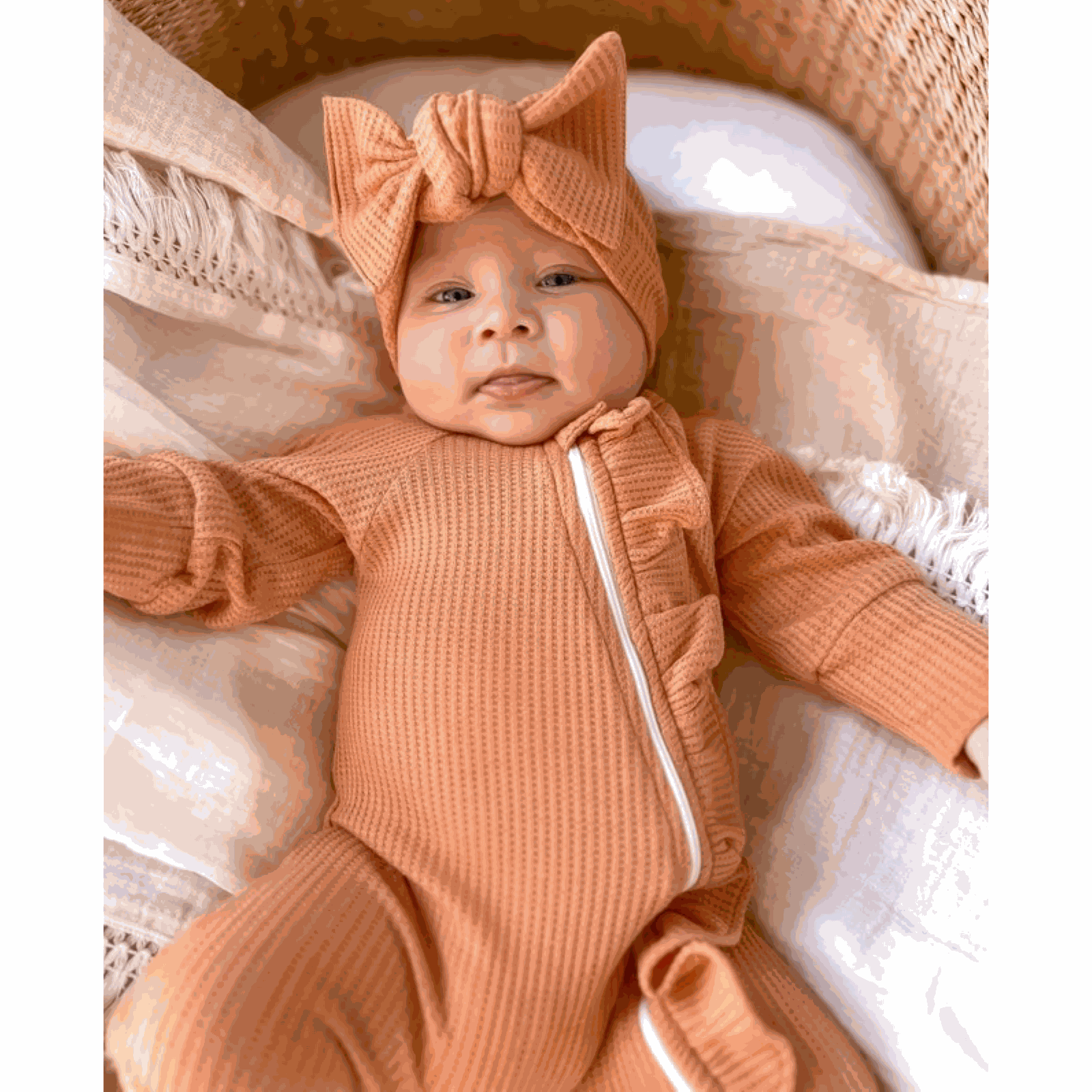 Newborn baby zip onesie 