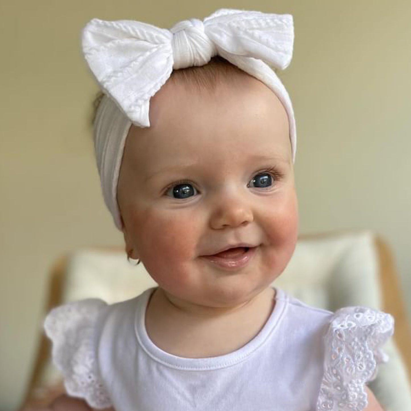 Cable Knit Baby Bow Headband | White