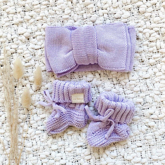 Lilac baby knit booties and headband set. Newborn baby booties