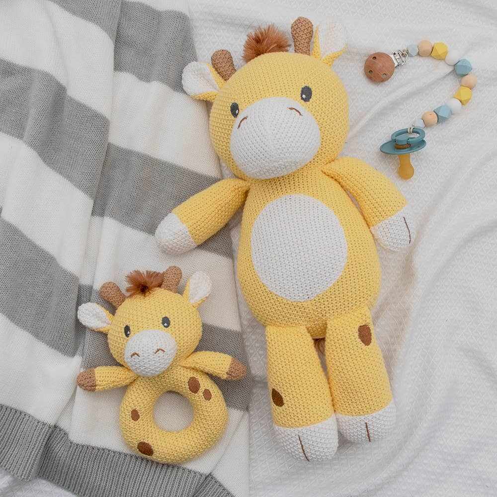 Giraffe rattle toy 