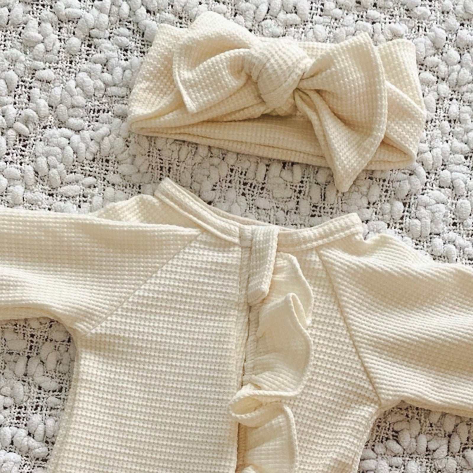 Newborn baby girl zip romper 