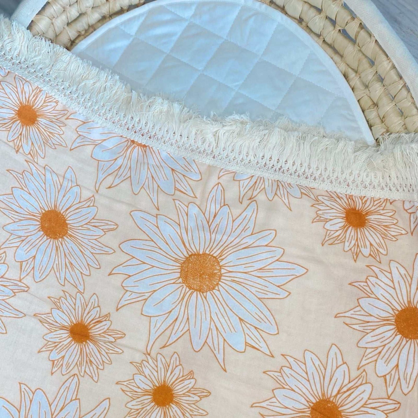 Baby fringe swaddle. Daisy baby fringe swaddle. Daisy baby blanket. Daisy baby pram cover 