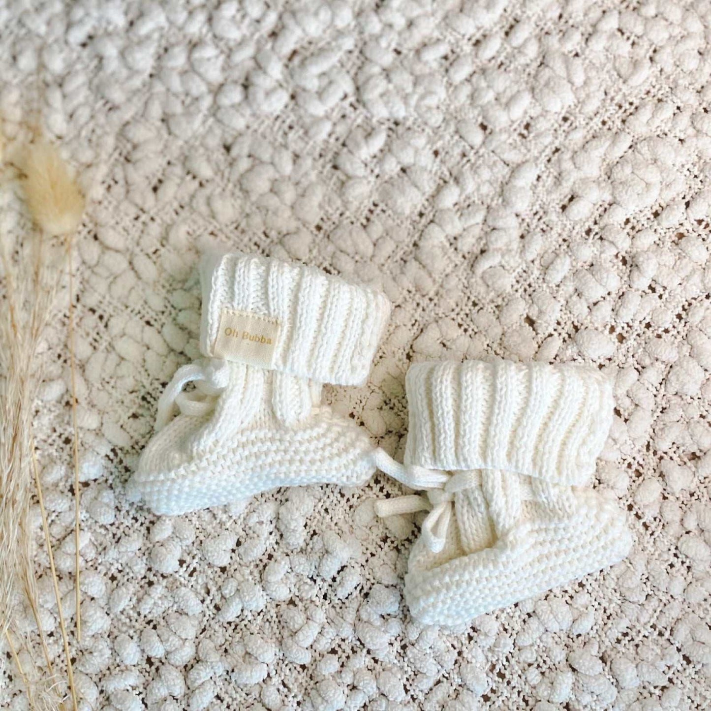 White newborn knit booties. Baby booties. Newborn booties