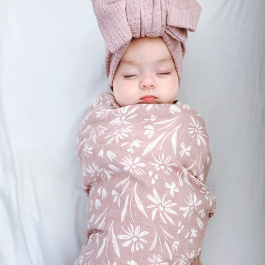 Floral Baby Swaddle. Baby swaddle. Newborn Swaddle. Pink Swaddle. Muslin Wrap. Baby Blanket