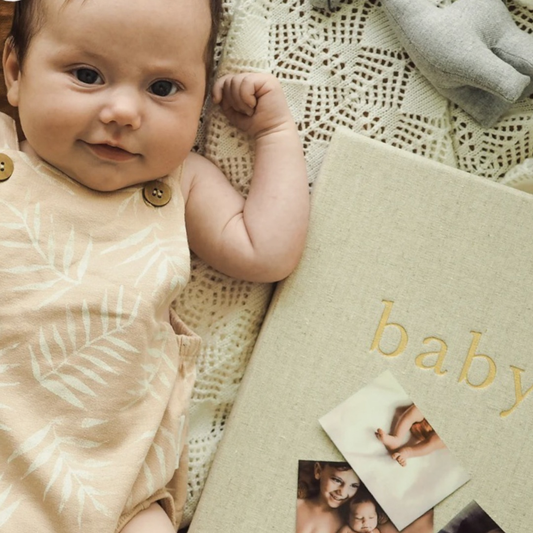 Baby journal. Baby Book. Baby shower gift. Newborn gift. Keepsake journal